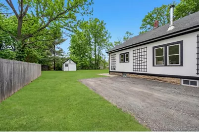 3 Adams Road, Central Islip, NY 11722 - Photo 20