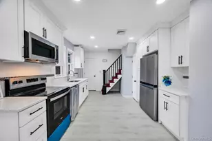 3 Adams Rd, Central Islip, NY 11722 - Photo 8