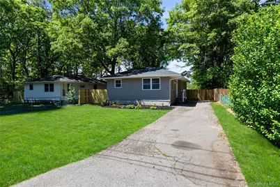 43 Grand Avenue, Shirley, NY 11967 - Photo 2
