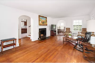 6 Helena Avenue, White Plains, NY 10605 - Photo 6