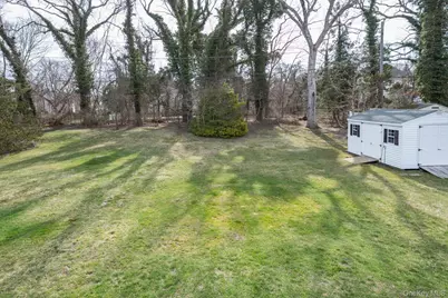 5 Orchard Road S, Patchogue, NY 11772 - Photo 30