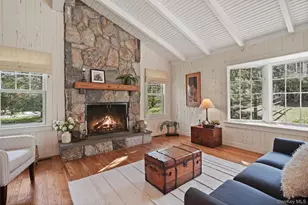 12 N Lake Cir, South Salem, NY 10590 - Photo 4