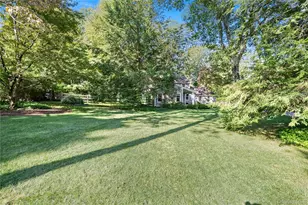 12 N Lake Cir, South Salem, NY 10590 - Photo 38