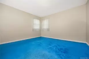 35 W Chestnut St, Farmingdale, NY 11735 - Photo 14