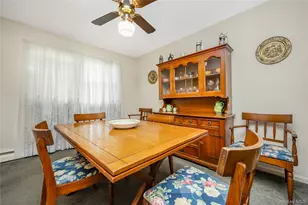 35 W Chestnut St, Farmingdale, NY 11735 - Photo 8