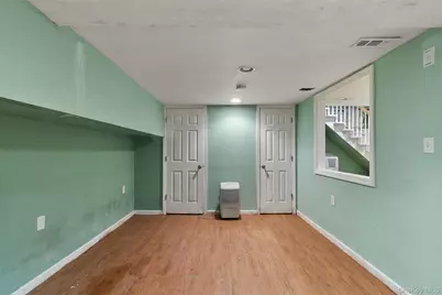 13 Lenox Place, Mount Kisco, NY 10549 - Photo 34