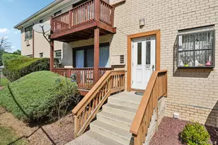 148 Sneden Pl W, Spring Valley, NY 10977 - Photo 4