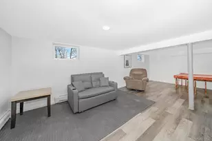 270 26th St, Copiague, NY 11726 - Photo 18