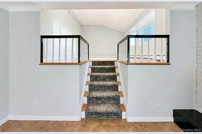 18 Lloyd Lane, Nesconset, NY 11767 - Photo 30
