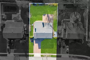 18 Lloyd Ln, Nesconset, NY 11767 - Photo 4