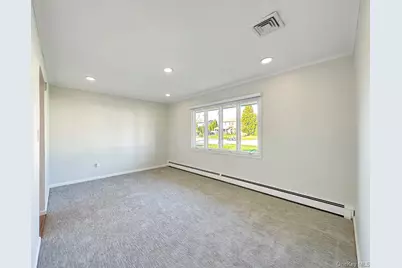 18 Lloyd Lane, Nesconset, NY 11767 - Photo 16