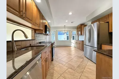18 Lloyd Lane, Nesconset, NY 11767 - Photo 16