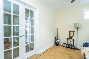 32 9th Ave, Sea Cliff, NY 11579 - Photo 8