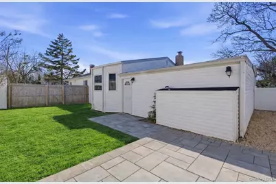 205 Smithtown Polk Boulevard, Centereach, NY 11720 - Photo 12