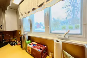 10 Kings Park Rd, Commack, NY 11725 - Photo 8