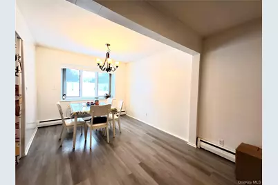 10 Kings Park Road, Commack, NY 11725 - Photo 4