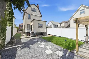 45-11 160th St, Flushing, NY 11358 - Photo 24