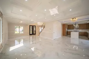 22 Sleepy Ln, Hicksville, NY 11801 - Photo 6