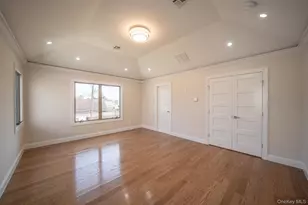 22 Sleepy Ln, Hicksville, NY 11801 - Photo 16