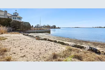 8 Canal Way, Hampton Bays, NY 11946 - Photo 24