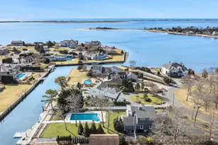 8 Canal Way, Hampton Bays, NY 11946 - Photo 20