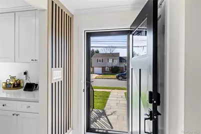 85 Massapequa Avenue, Massapequa, NY 11758 - Photo 2