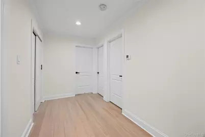 85 Massapequa Avenue, Massapequa, NY 11758 - Photo 16