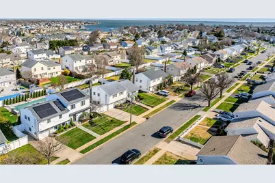 85 Massapequa Avenue, Massapequa, NY 11758 - Photo 34