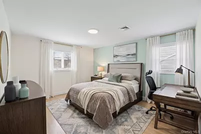 85 Massapequa Avenue, Massapequa, NY 11758 - Photo 14