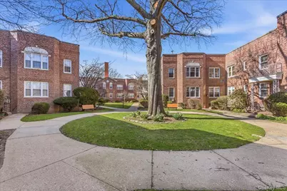 250 Central Avenue #C111, Lawrence, NY 11559 - Photo 2