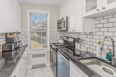 250 Central Avenue #C111, Lawrence, NY 11559 - Photo 14