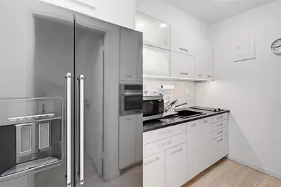 10 N Broadway #1K, White Plains, NY 10601 - Photo 16