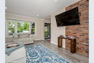 8 Townsend Street, Beacon, NY 12508 - Photo 4