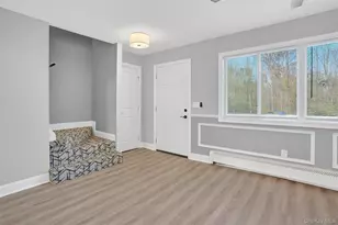 15 N Aspen Rd, Middletown, NY 10940 - Photo 2