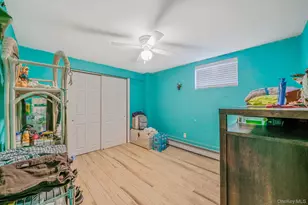 159 Shady Ln, Smithtown, NY 11787 - Photo 18