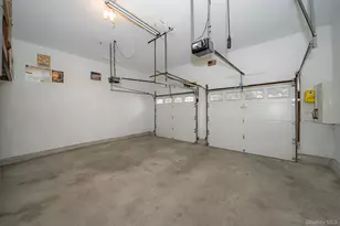 159 Shady Ln, Smithtown, NY 11787 - Photo 22