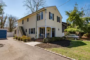 54 Westfield Dr, Centerport, NY 11721 - Photo 2