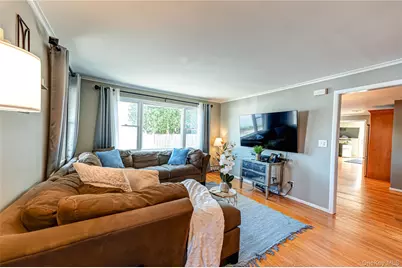 54 Westfield Drive, Centerport, NY 11721 - Photo 8