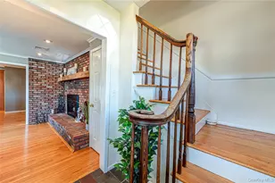 54 Westfield Dr, Centerport, NY 11721 - Photo 6