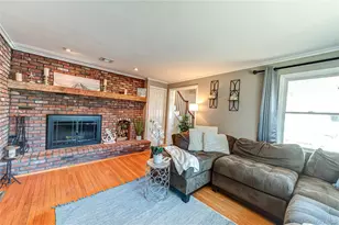 54 Westfield Dr, Centerport, NY 11721 - Photo 10