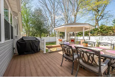 76 Beatrice Avenue, West Islip, NY 11795 - Photo 24