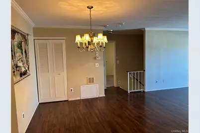 100 Cambridge Drive, Copiague, NY 11726 - Photo 6