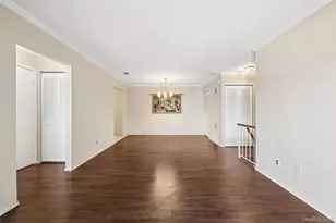 100 S Cambridge Dr S, Copiague, NY 11726 - Photo 14