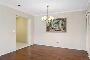 100 S Cambridge Dr S, Copiague, NY 11726 - Photo 16