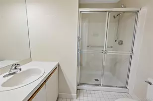 100 S Cambridge Dr S, Copiague, NY 11726 - Photo 28