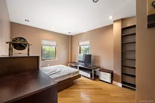49-02 Marathon Pkwy, Little Neck, NY 11362 - Photo 26