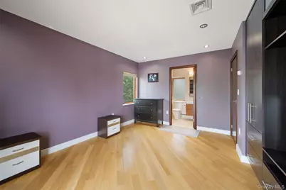 4902 Marathon Parkway, Little Neck, NY 11362 - Photo 22