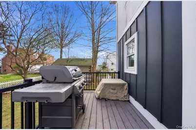 107 Edgewood Avenue, Yonkers, NY 10704 - Photo 40