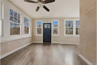 107 Edgewood Avenue, Yonkers, NY 10704 - Photo 6