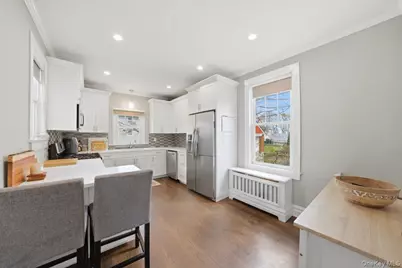 107 Edgewood Avenue, Yonkers, NY 10704 - Photo 12